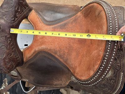 Martin barrel saddle