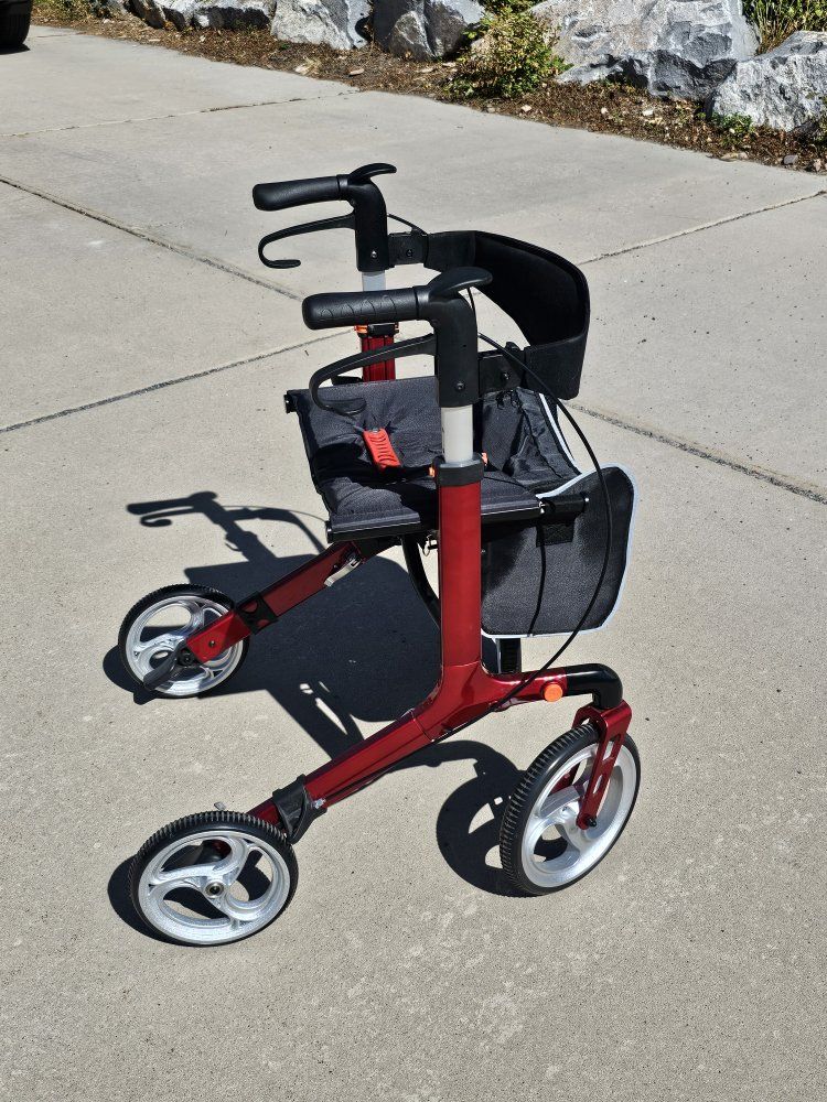 OasisSpace OS-RL91067 Aluminum Folding Rollator Walker with Seat & Bag - Red