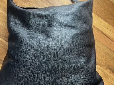 Like New Everlane Boss Bag