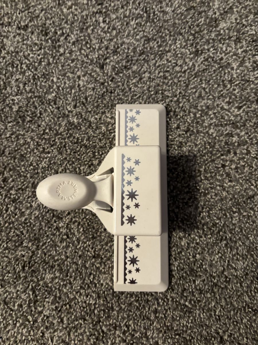 Edge punch snowflake or star
