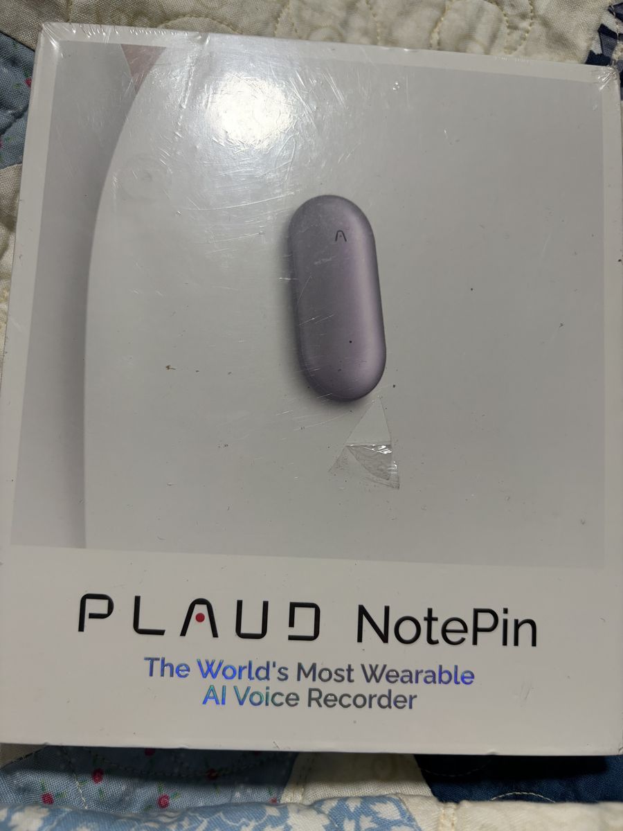 PLAUD NotePin AI Voice Recorder - World's Most Wearable - New in Box