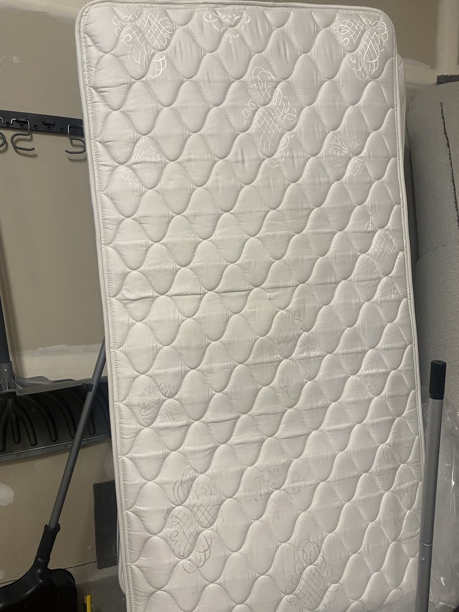 Twins mattress