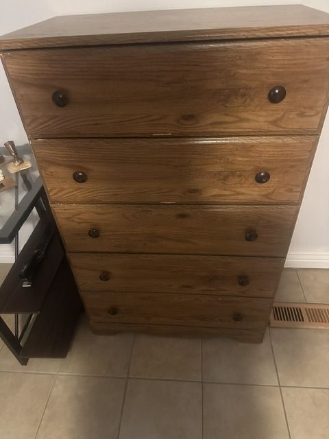 Dresser