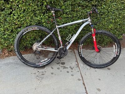 2013 Novara Matador 29er Mountain Bike – Great Condition - Medium
