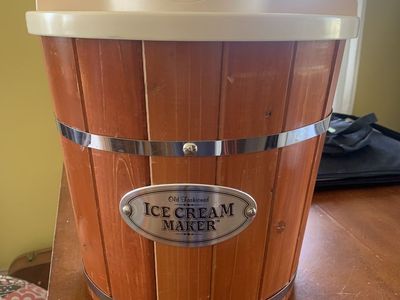 Ice Cream Maker