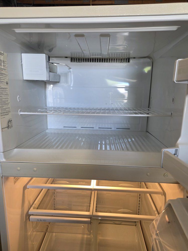Main image 6