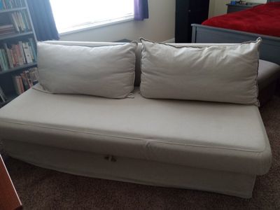 LAST CHANCE Ikea pull out couch (Full)