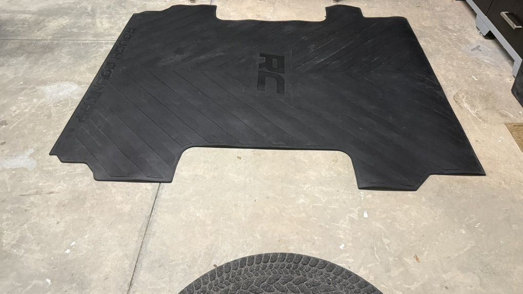 Rough Country Truck, Bed Mat Chevy / GMC
