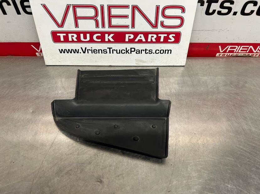 2-RUB-064-000 TRIM-MISC