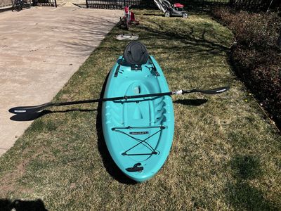 Lifetime Hydros 85 Sit-on-Top Kayak with Paddle - Teal, Excellent Condition