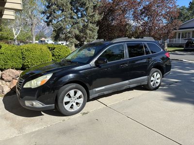 2011 SUBARU OUTBACK 2.5i Limited