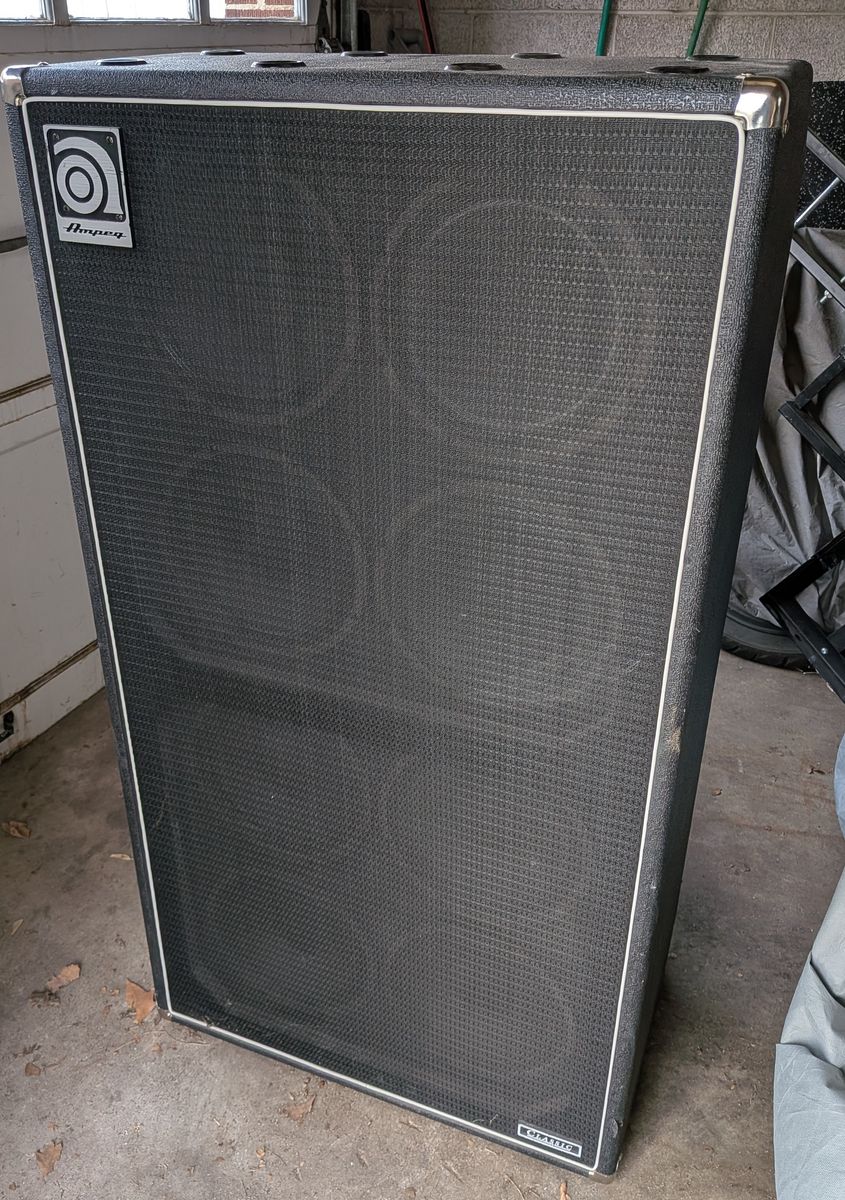 Ampeg Bass Speaker Cabinet