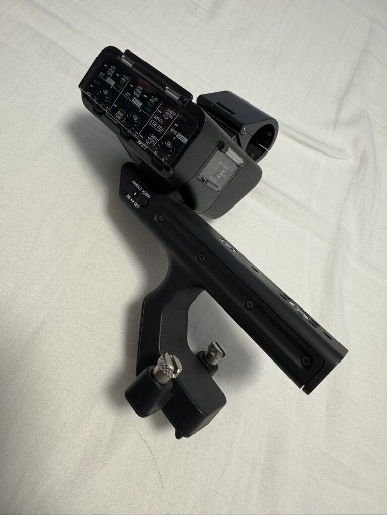 FX3/30 Audio Handle 100% new from the box