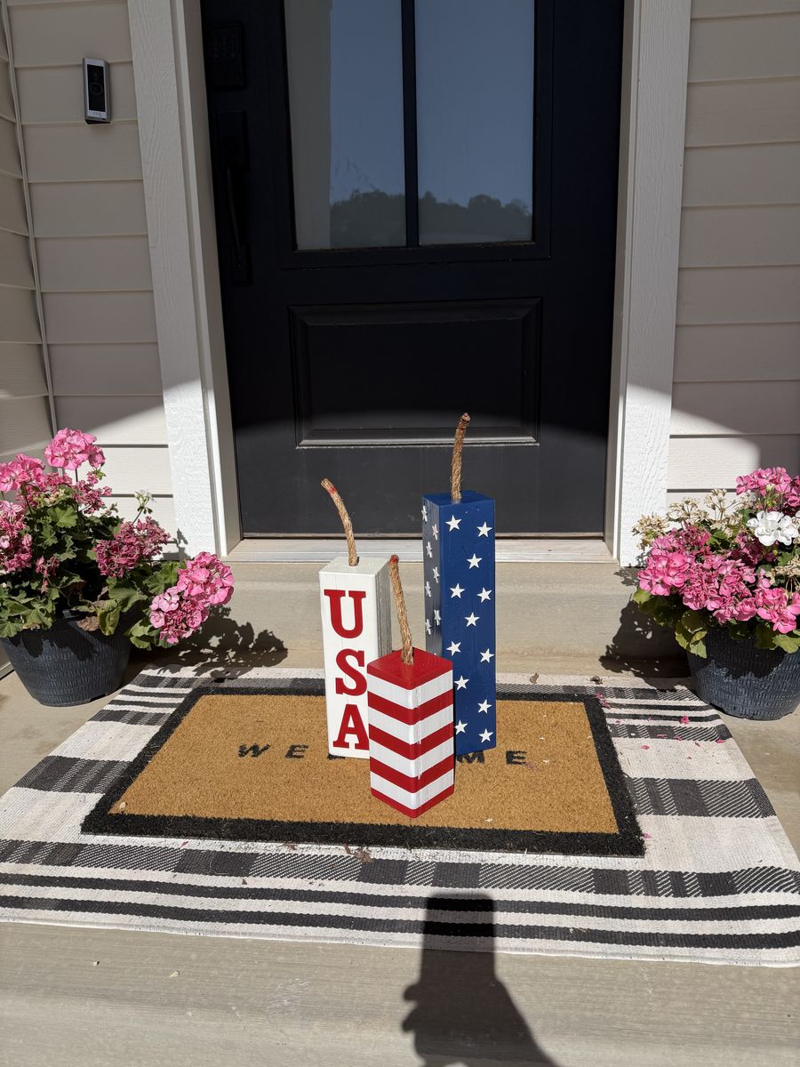 Indoor/Outdoor Handmade Patriotic Wood Block Set 12" 10" 6" USA Flag Decor