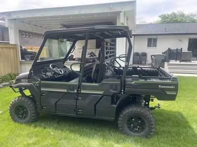 2024 Kawasaki Mule Pro FXT. W/ 2yrs warranty
