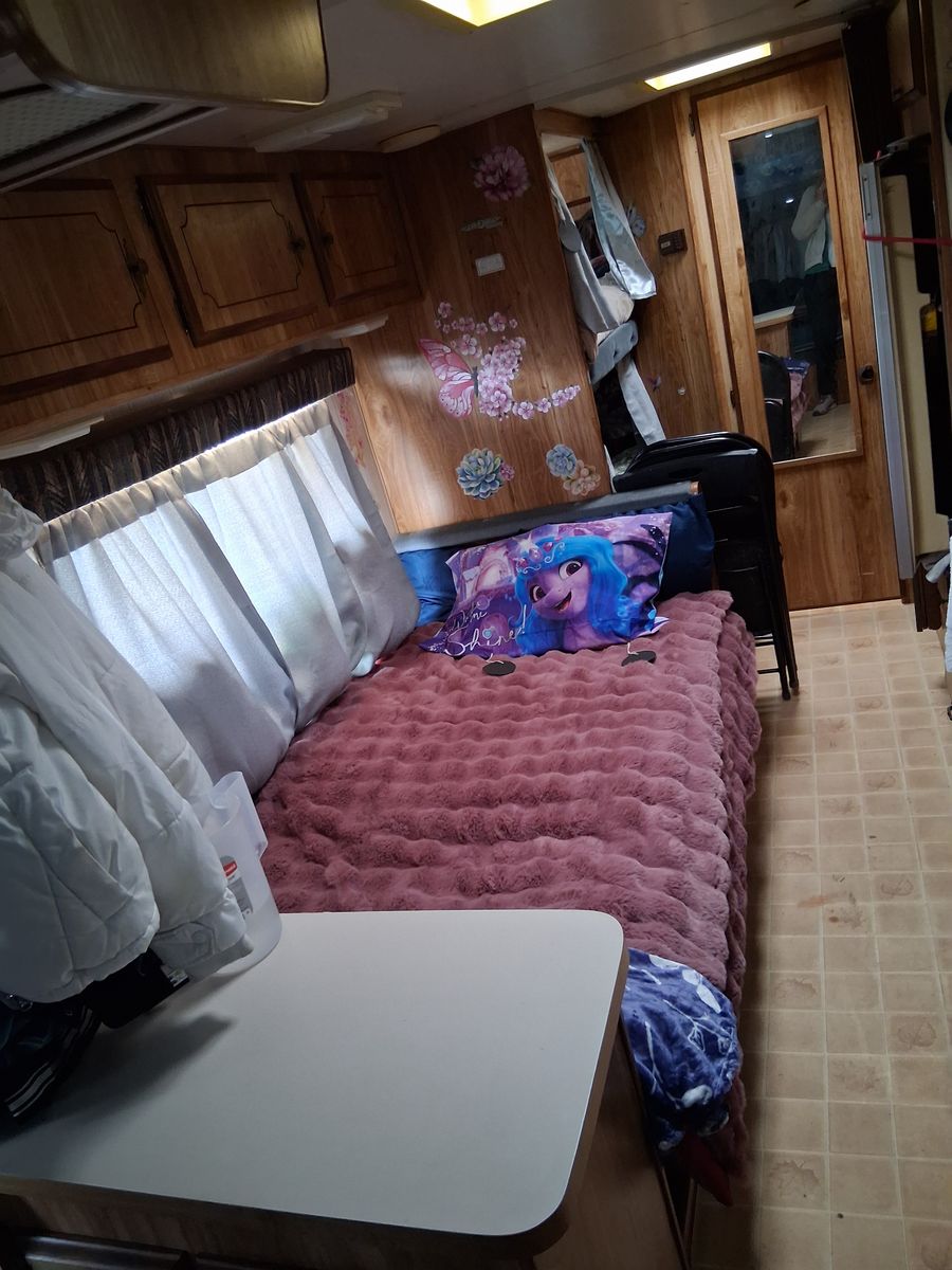 Main image 16