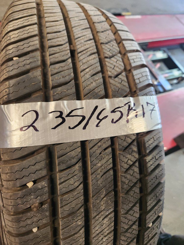 235/65r17 summit ultramax as