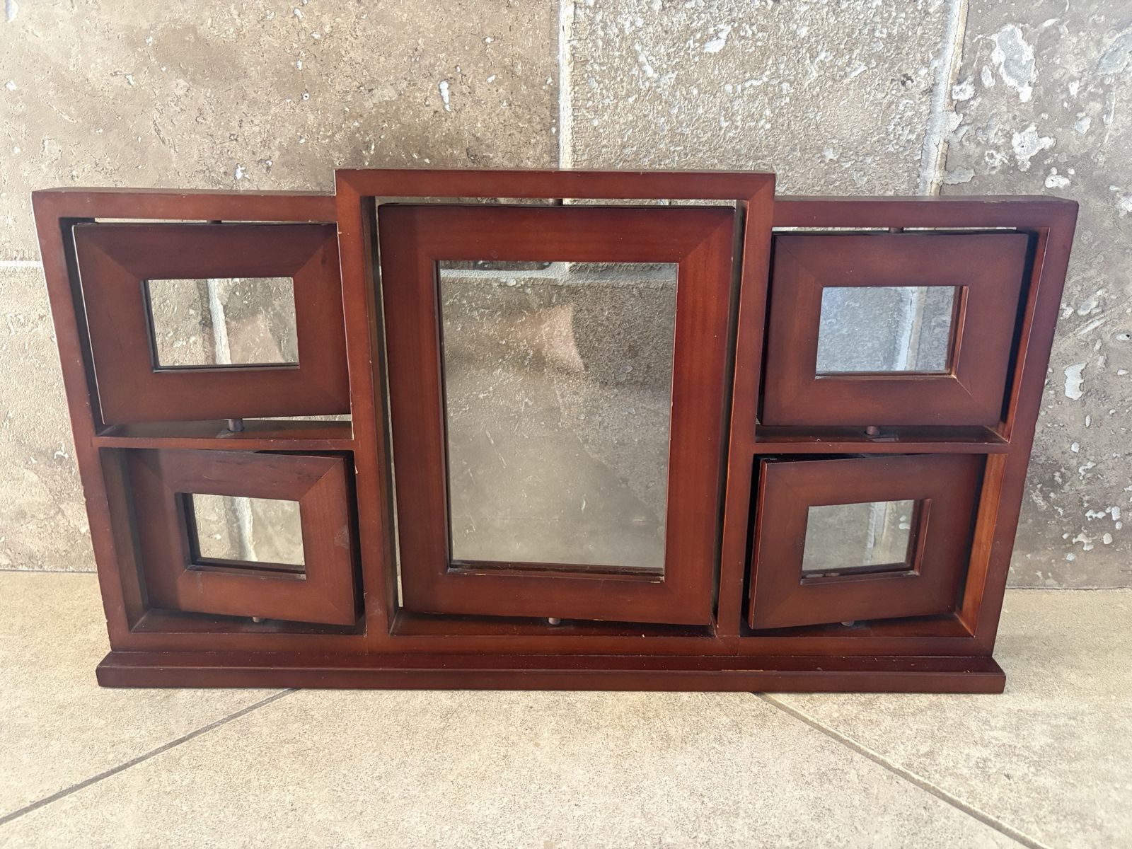 Rotating Wood Picture Frames On Stand