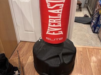 Everlast Elite Freestanding Heavy Boxing Bag