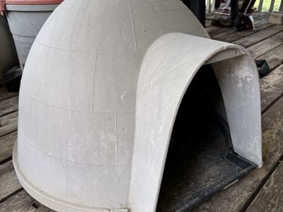 Dogloo Inc. Gray Plastic Igloo Dog House Pet Shelter