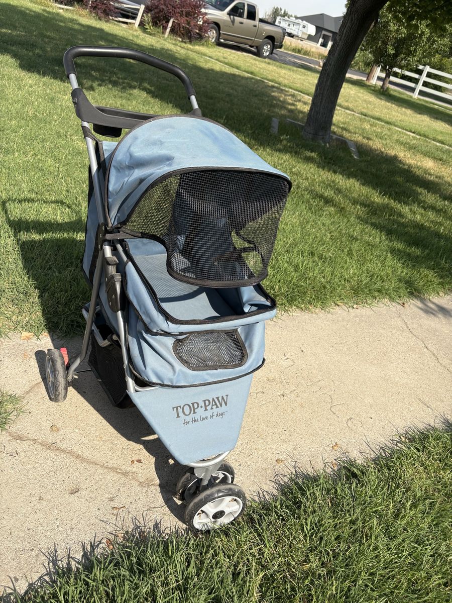 Pet stroller