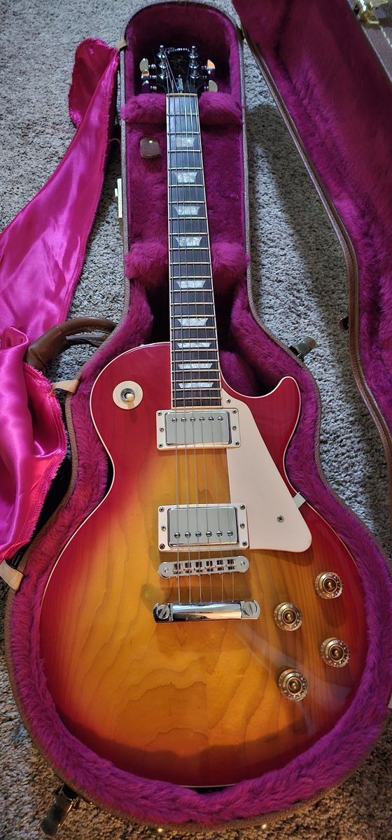 Gibson Les Paul Standard + 2001 Excellent Condition