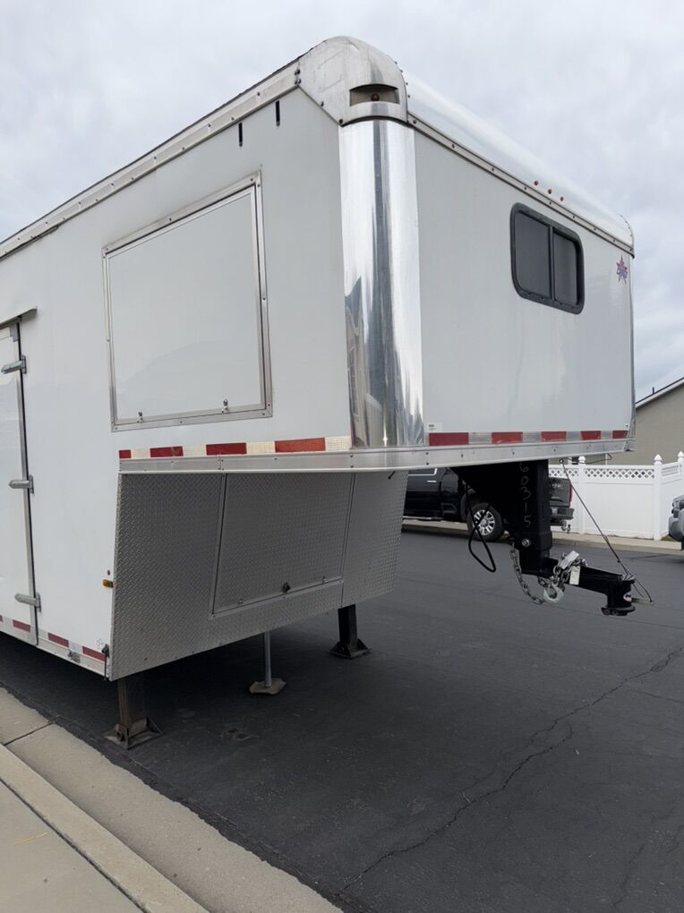 2016 US Cargo Phantom Custom Build