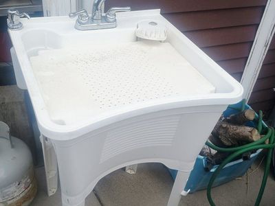 Freestanding White Plastic Utility Laundry Sink Tub with Faucet and Insert