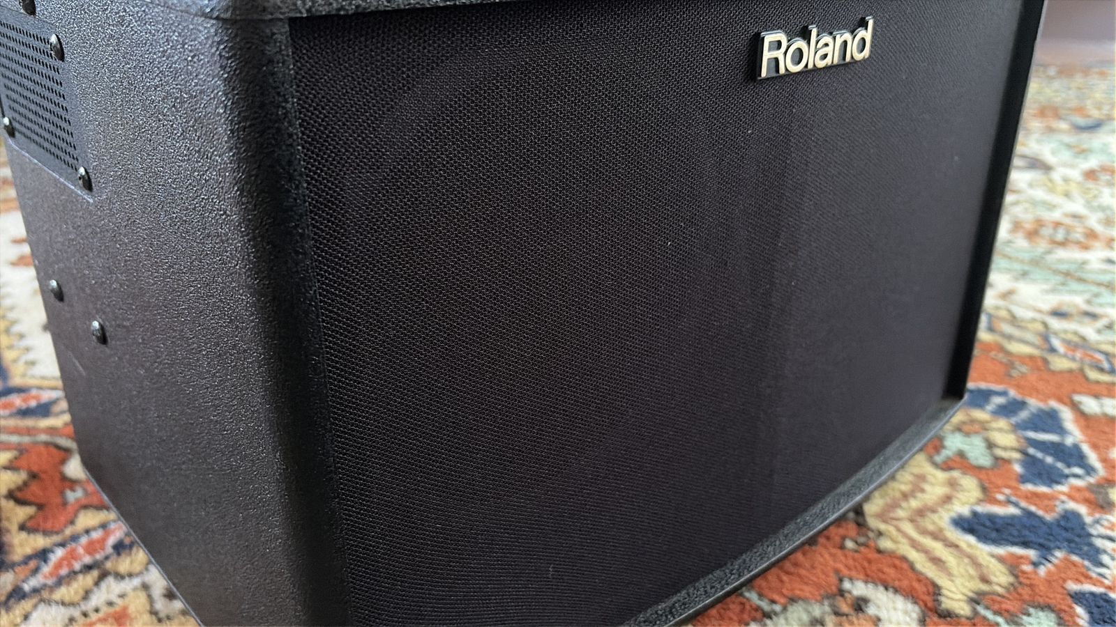 Roland ac-60 amplifier