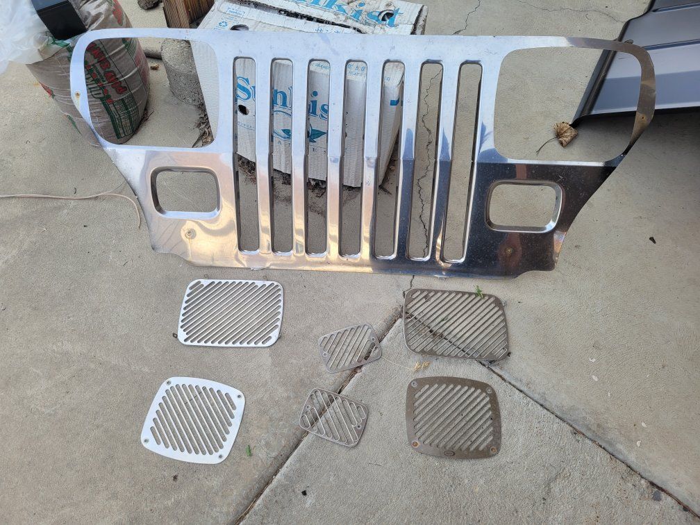 Jeep Wrangler yj Chrome Grille Insert & Headlight Bezels - Used Auto Part