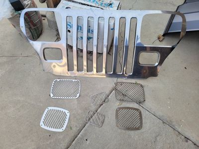 Jeep Wrangler yj Chrome Grille Insert & Headlight Bezels - Used Auto Part