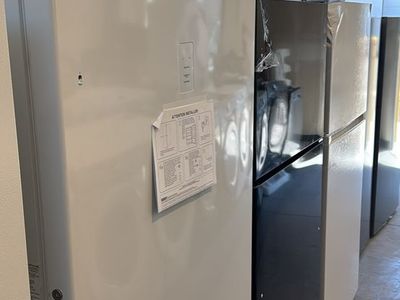 New Garage Ready 21.3cu. ft. Frost Free Defrost Upright Freezer in White