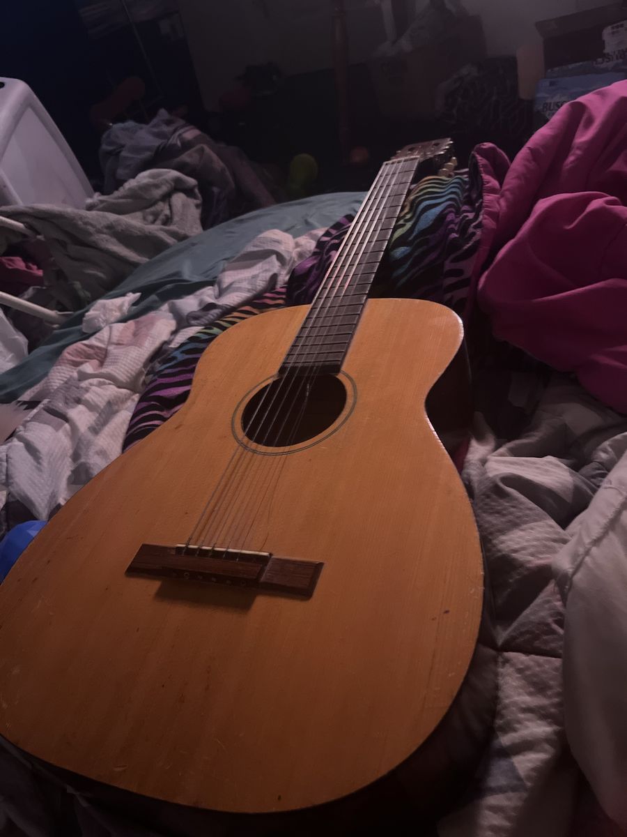 Main image 3