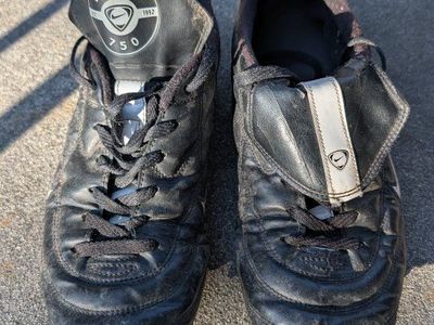 Nike Tiempo Legacy II Soccer Cleats Men's Black US Size 10 Worn Condition