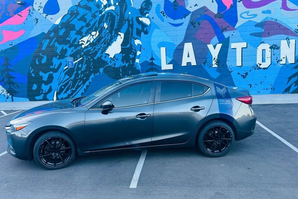 2017 MAZDA MAZDA3 Touring
