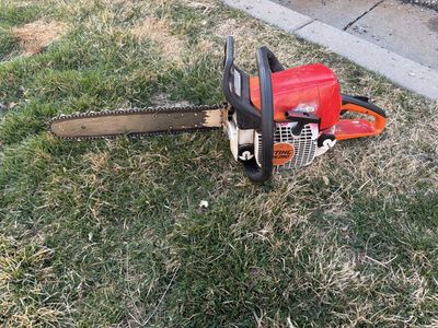 Stihl MS 250 Gas Powered Chainsaw