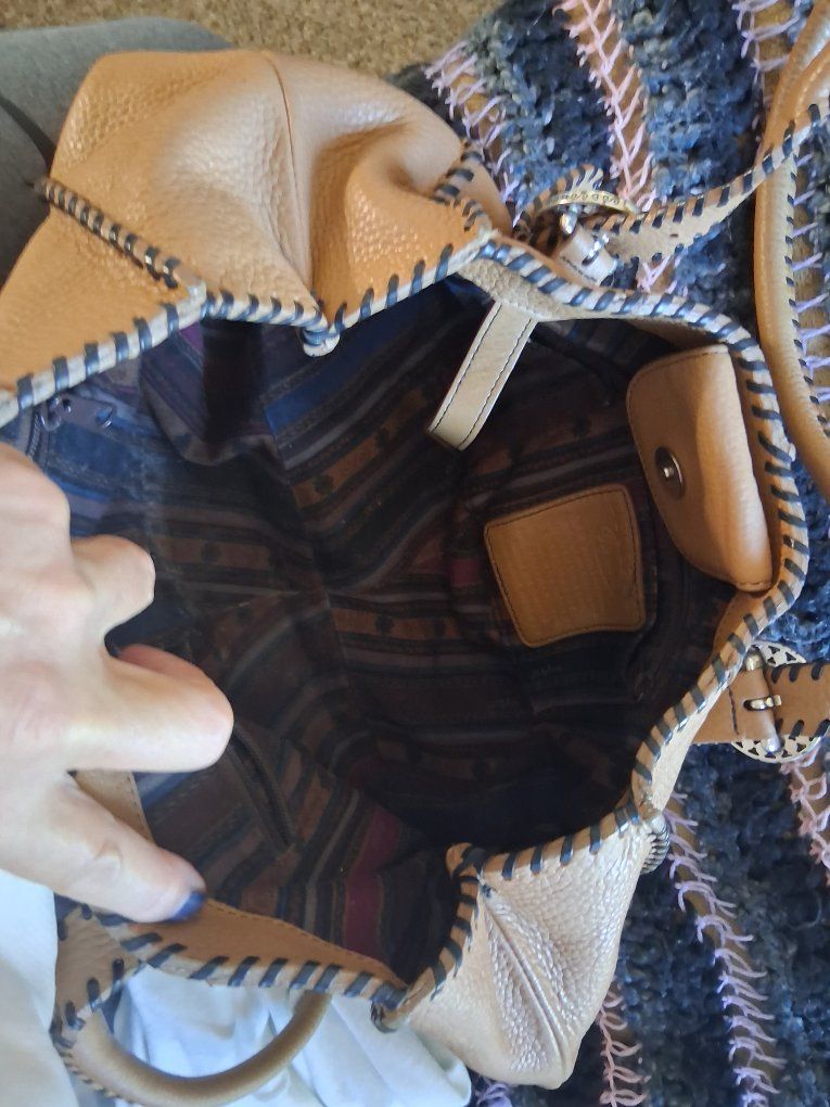 Main image 5