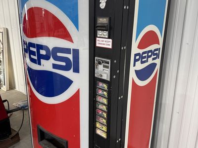 Pepsi Soda Pop Machine