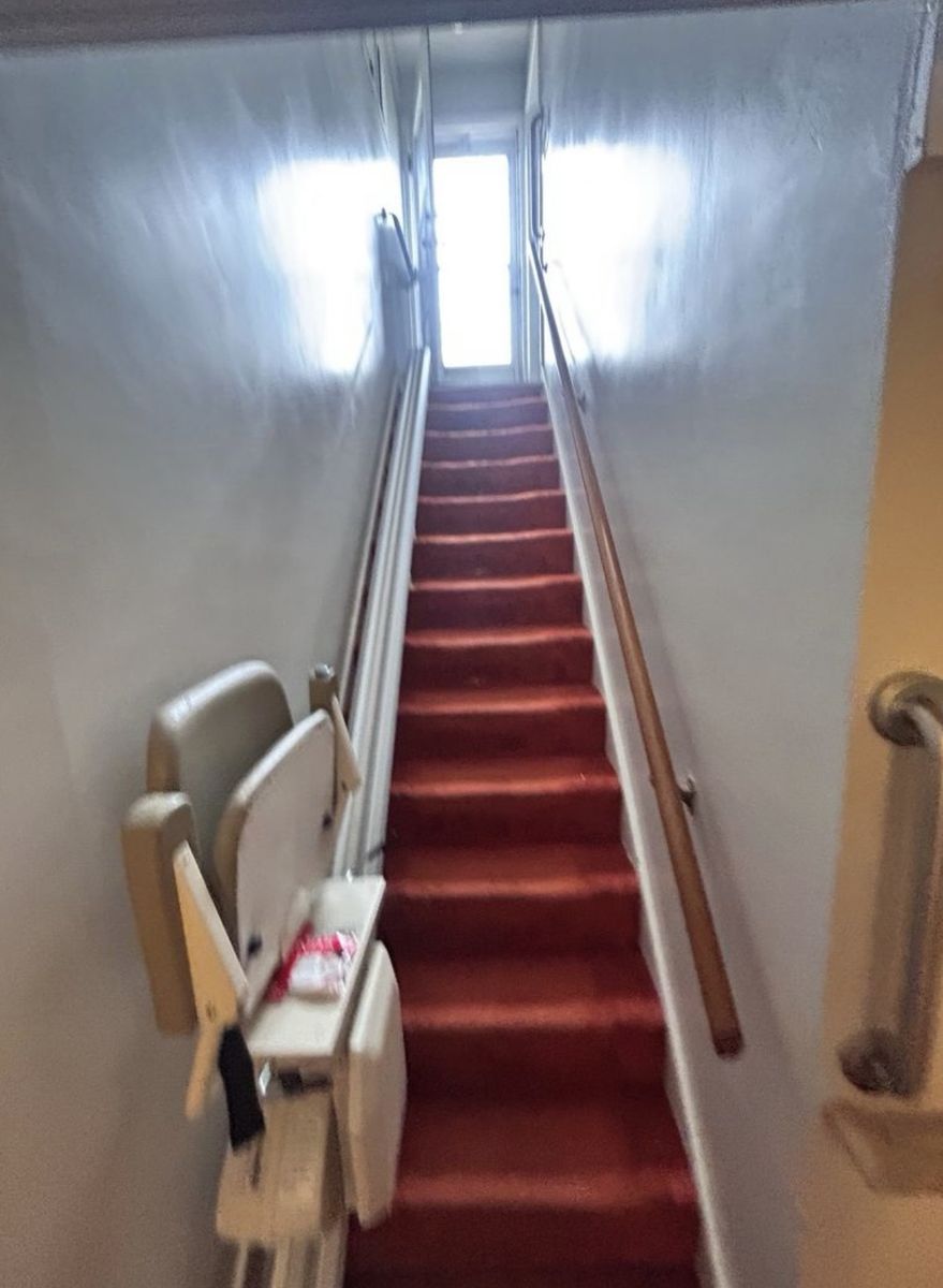 Chair stair lift
