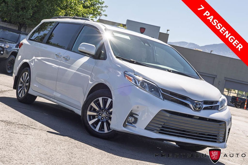 2020 Toyota Sienna Limited 7-Passenger