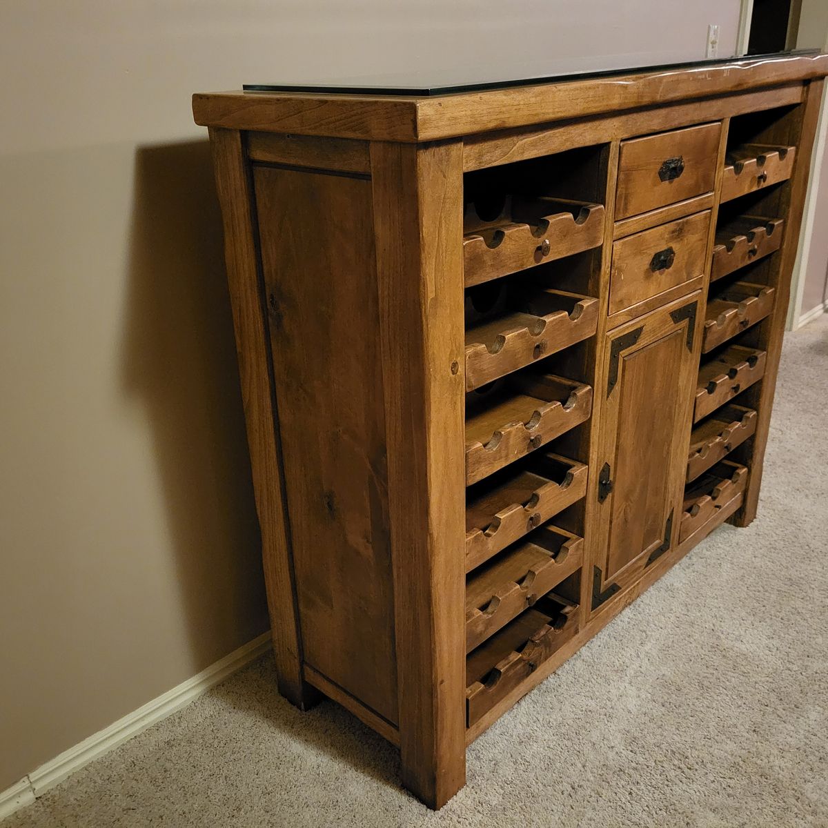 Main image 4