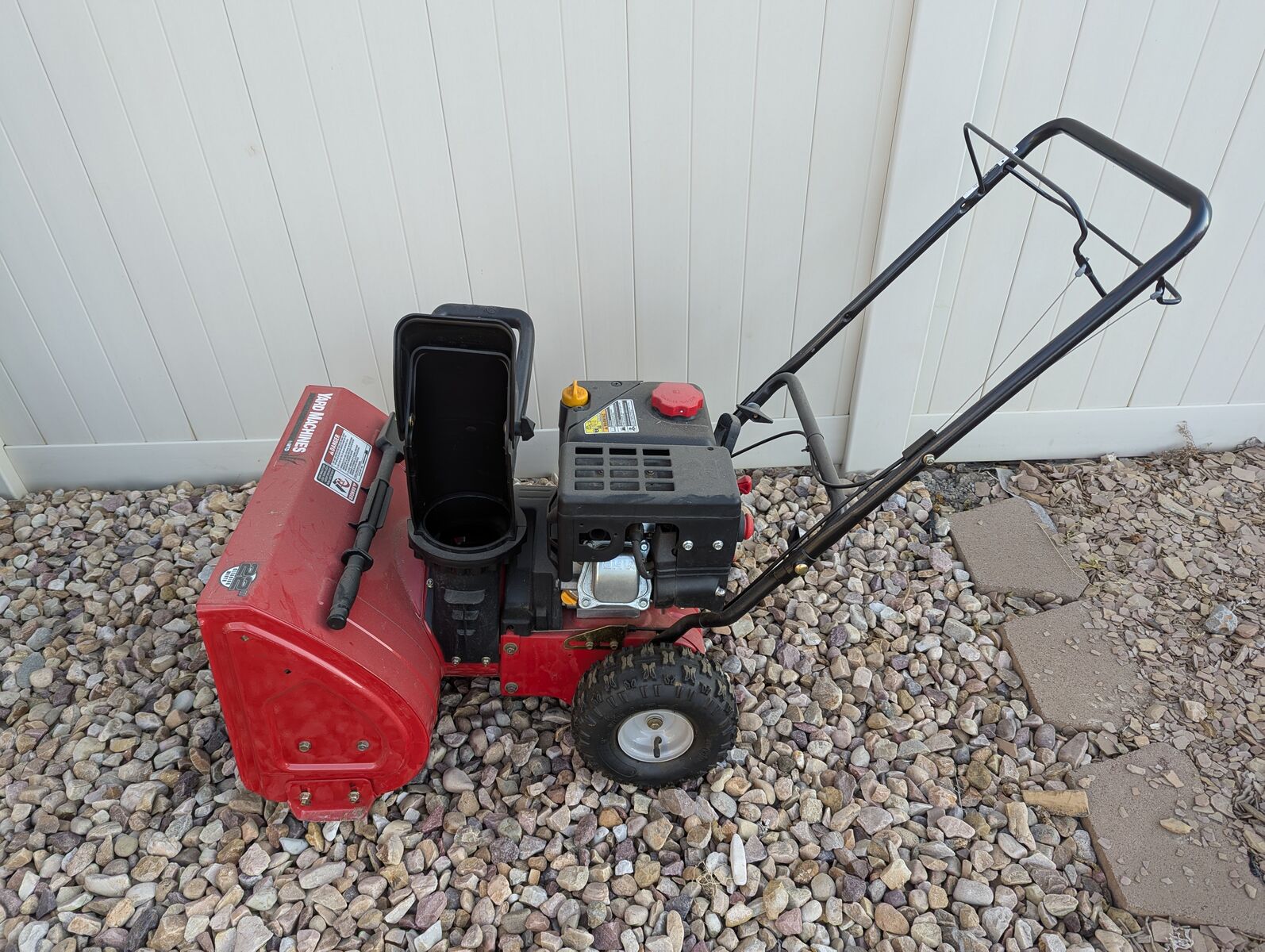 22" Snowblower - Yard Machines by MTD