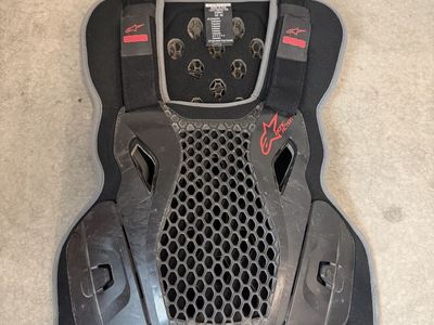 Alpinestars Bionic Action Chest Protector Body Armor Size M/L Motocross MTB CE EN 1621-3:2018