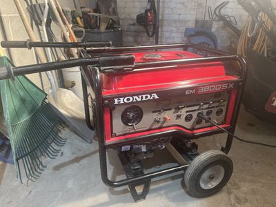 Honda EM 3800SX generator