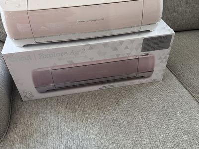 Cricut CXPL202 Explore Air 2 DYI Smart cutting machine tons of accessories