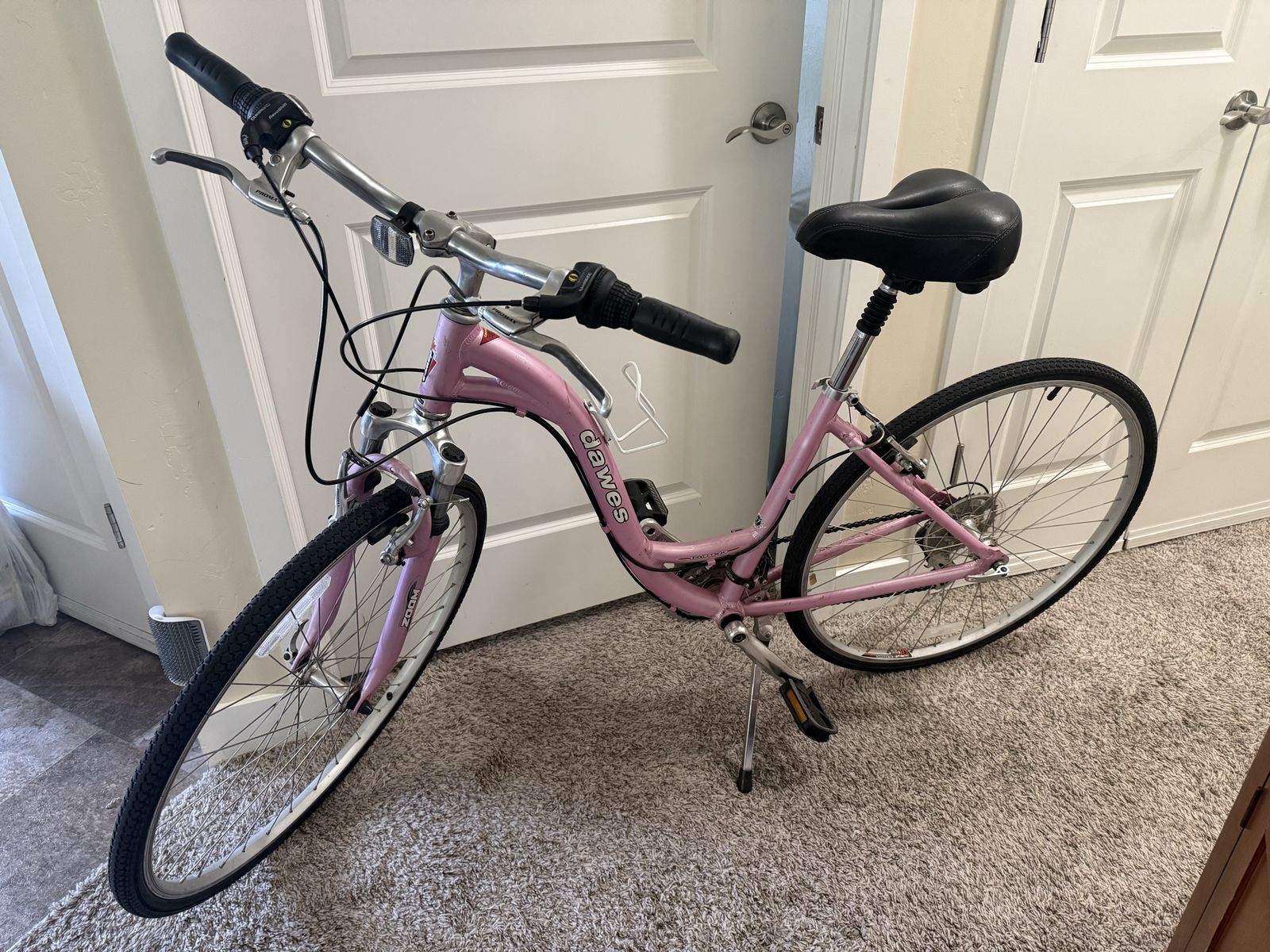 Hybrid Step-Through Women’s Bicycle