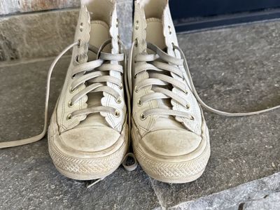 Converse Chuck Taylor All Star White Scalloped High Top Sneakers Women's Size 6.5