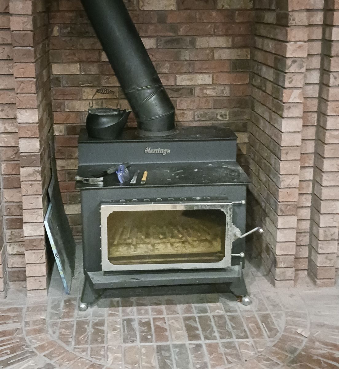 Heritage wood burning stove