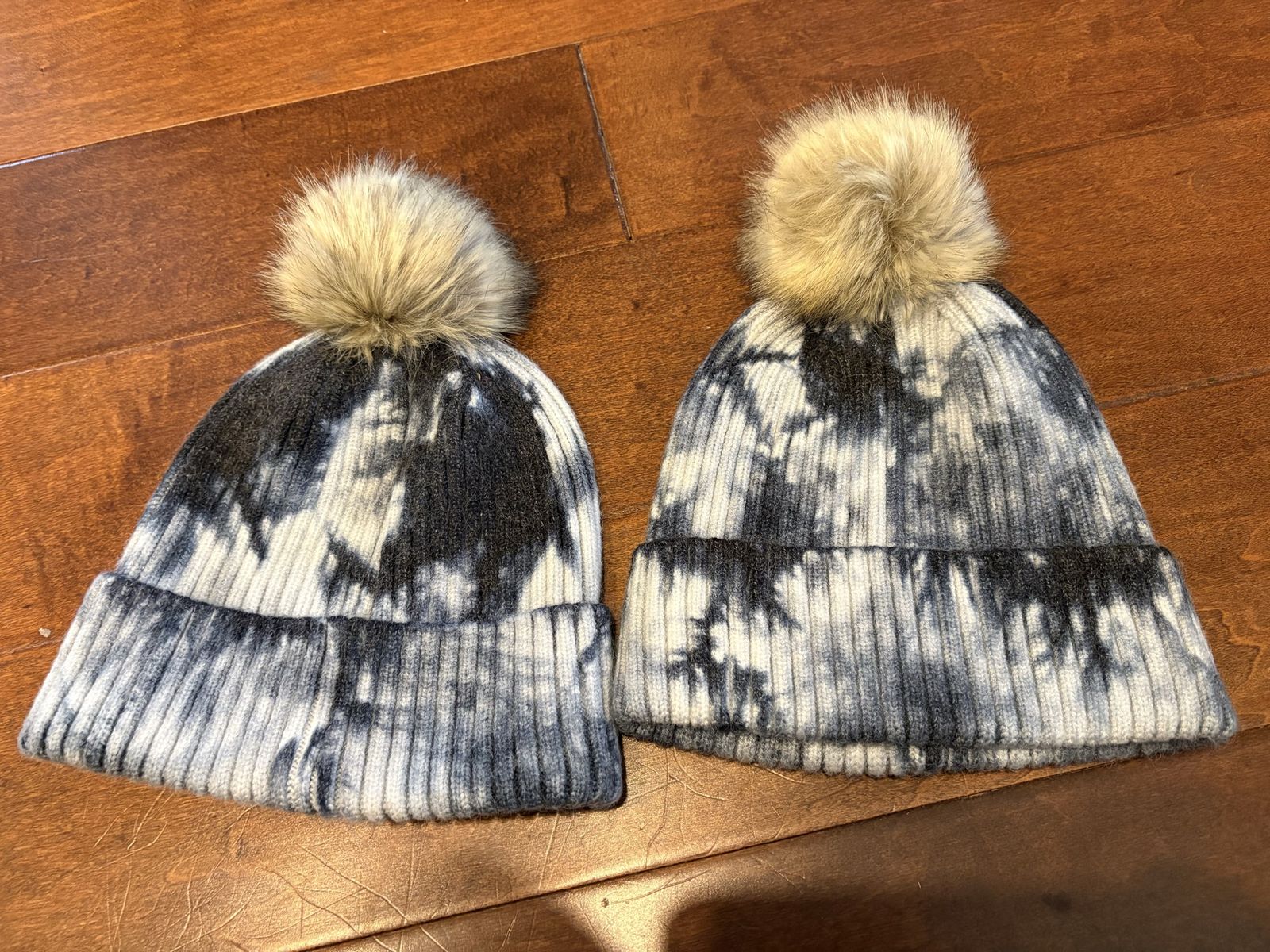 New Tie Dye Knit Hat Beanies W/ Removable Pom Poms