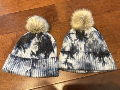 New Tie Dye Knit Hat Beanies W/ Removable Pom Poms